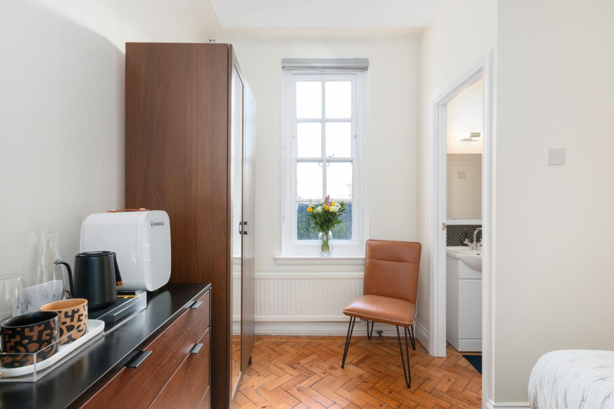 The Vicarage Tooting, Sw17 Hotel Лондон Екстериор снимка