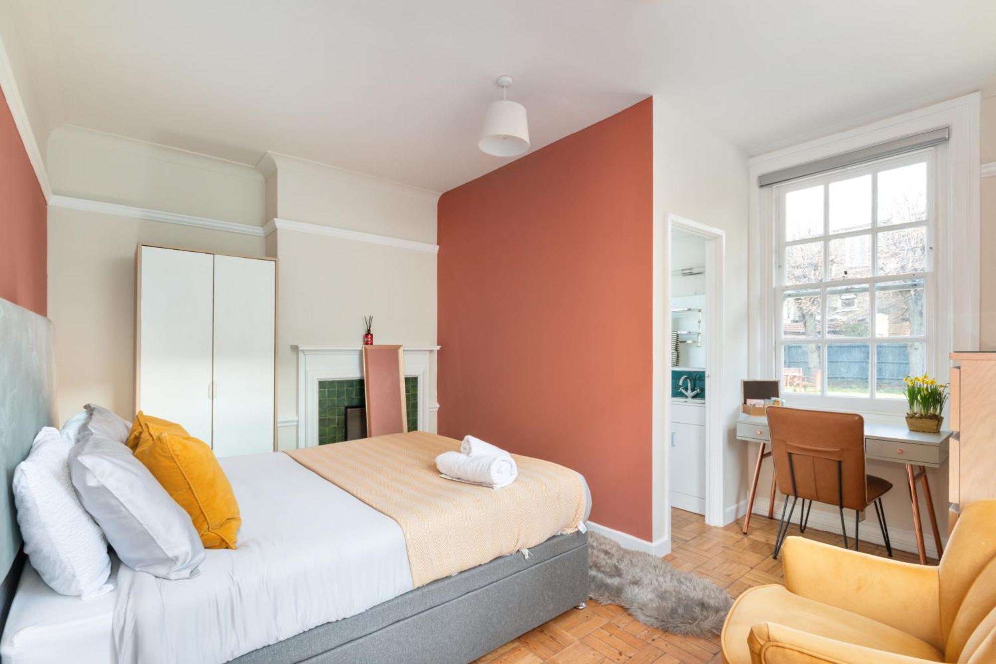 The Vicarage Tooting, Sw17 Hotel Лондон Екстериор снимка
